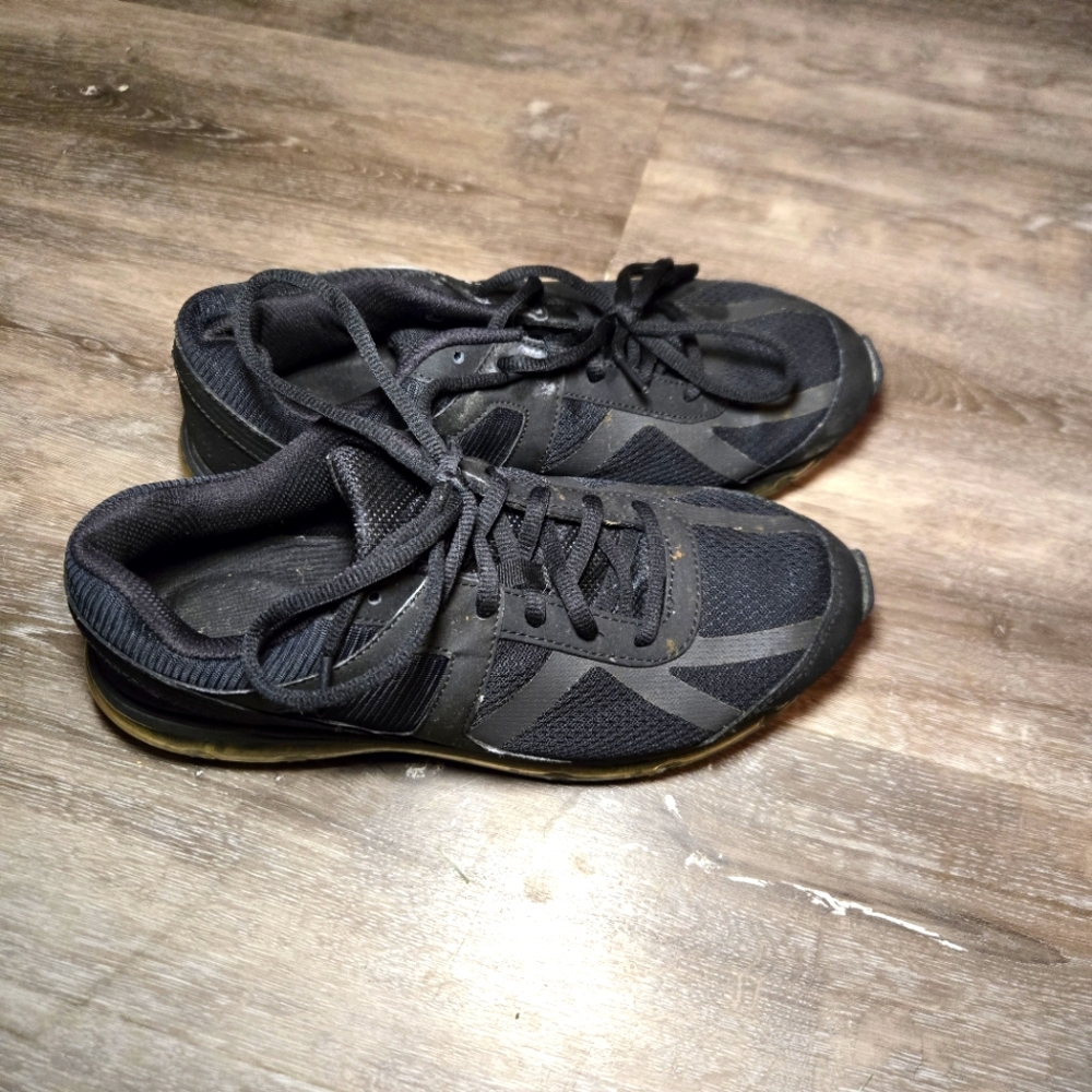 SafeT Step Black‎ Men sizes. 10.5 oil & slip resistant outsole